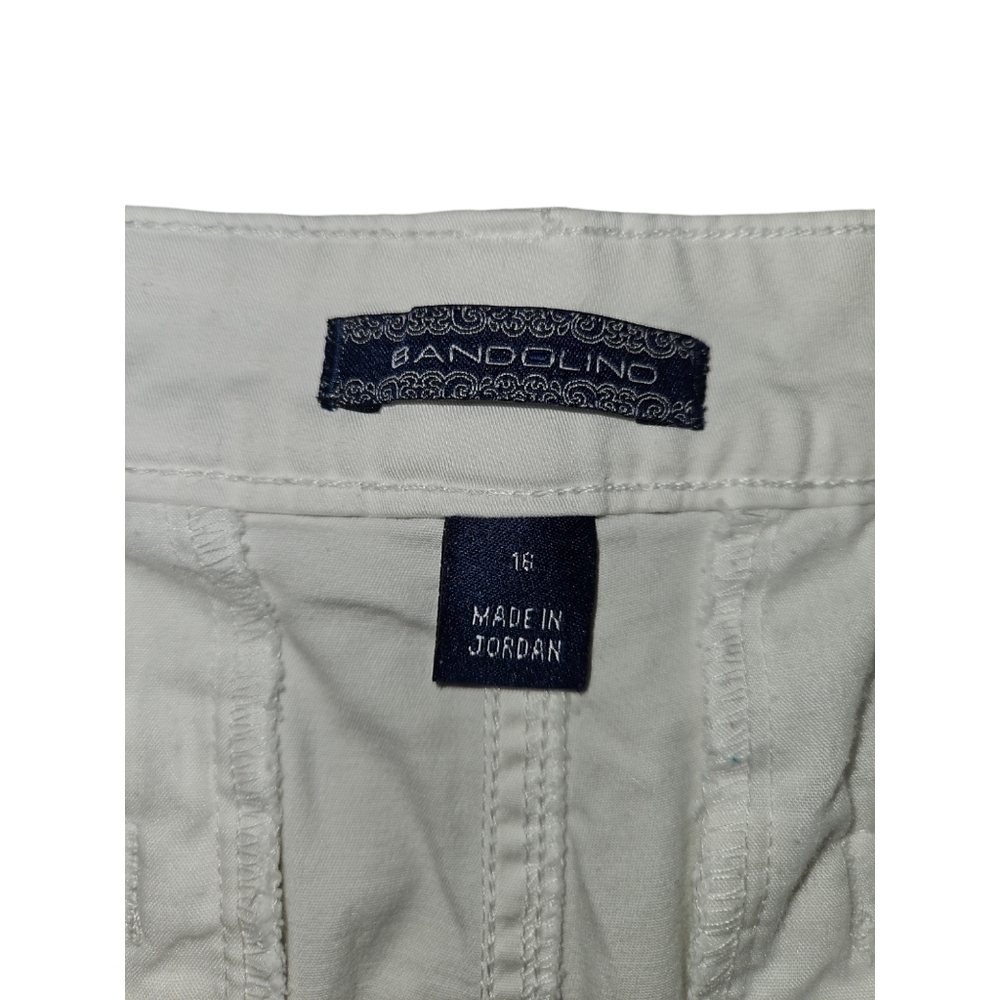 Bandolino Women's White Ivette Bermuda Shorts Size 16 - Picture 2 of 9